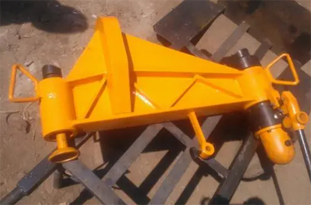 液壓彎道機的主要工作原理